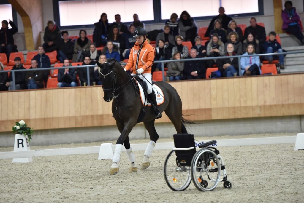 Rixt van der Horst tijdens clinic