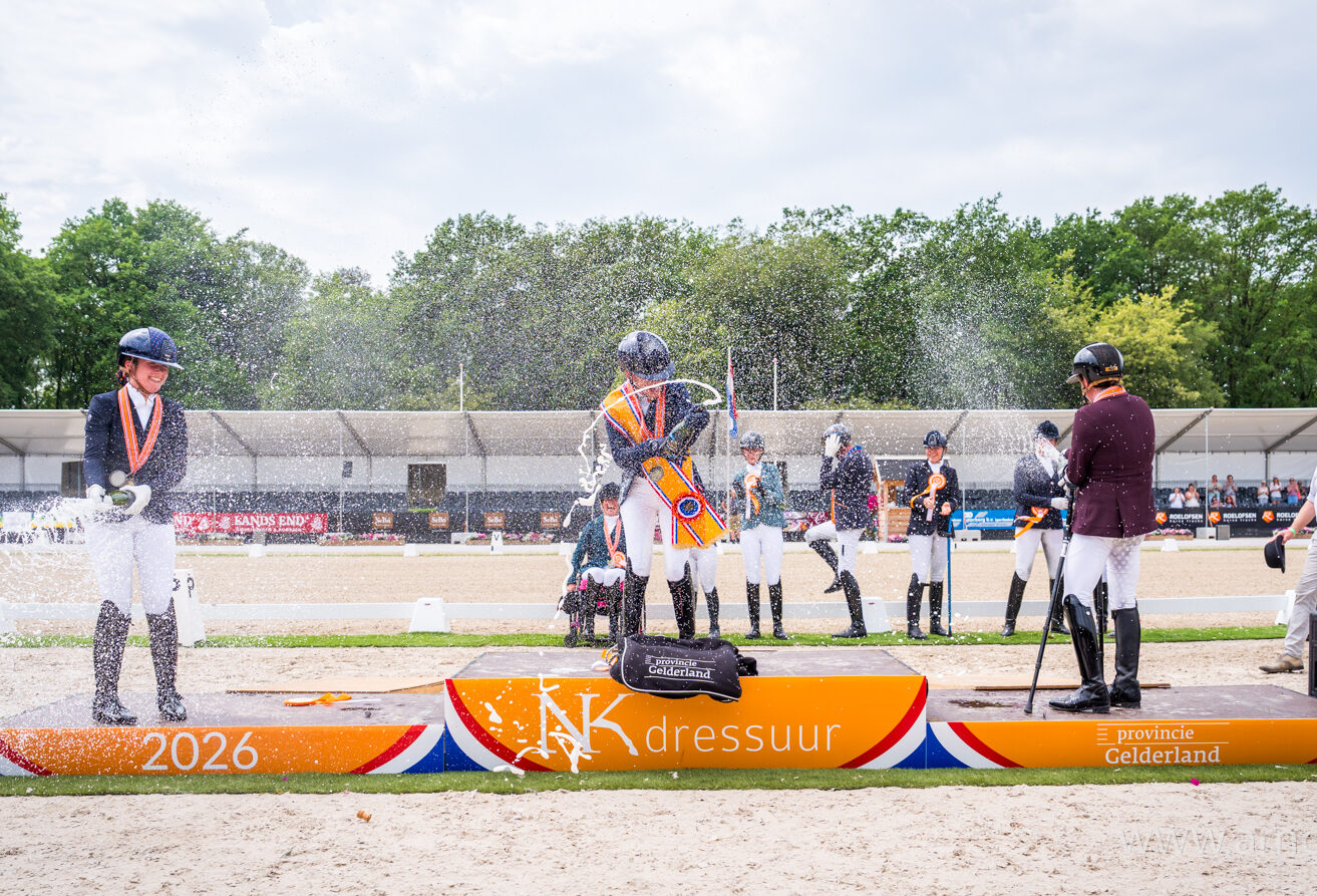 Rixt en Fonq prolongeren Nederlandse titel in Ermelo
